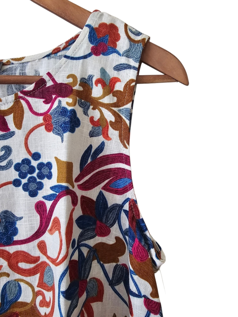 Vince Camuto Cream Floral Sleeveless Peplum Top with Blue and Pink Accents NWT - Picture 8 of 16